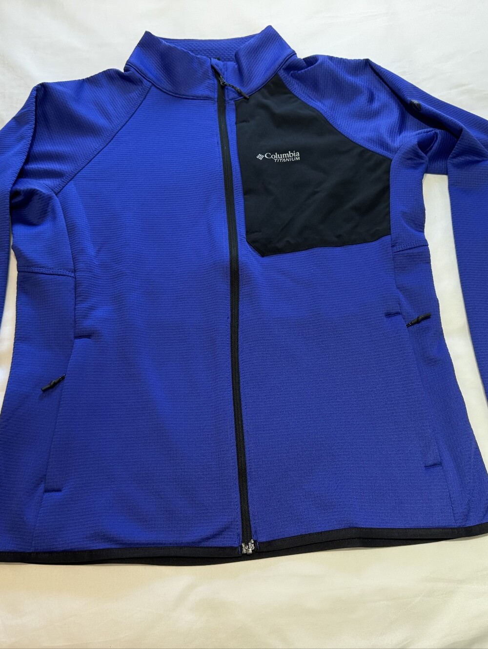 Columbia Blue and Black Women's Full-Zip Titanium Tech Sz M